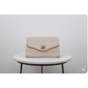 Urban Expressions Cream Quilted Envelope Clutch Bag | Certified Vegan